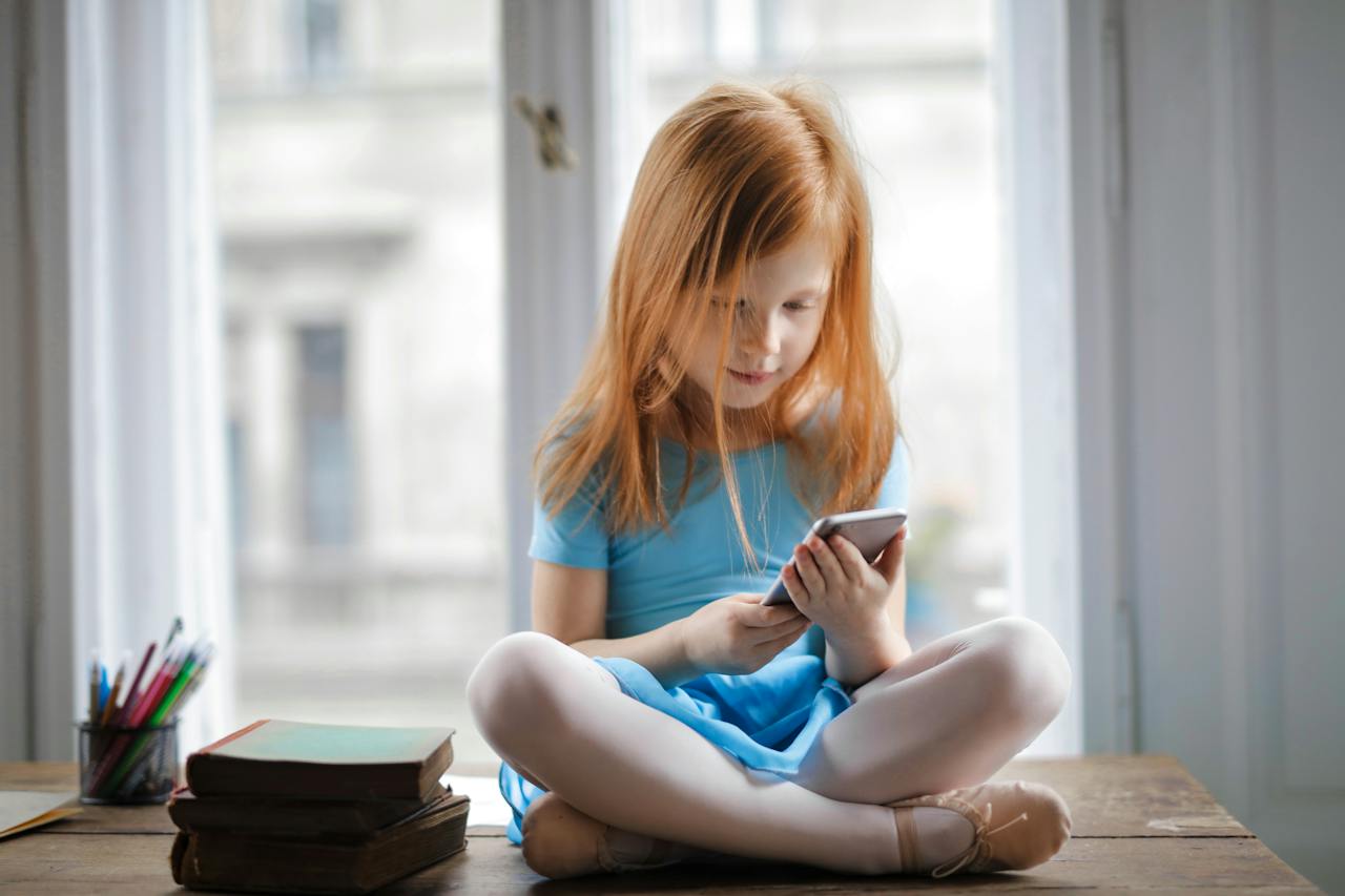Objawy uzależnienia od internetu wśród dzieci – porady dla rodzica